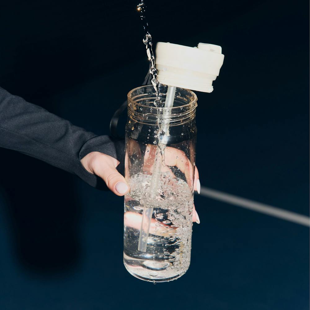 28oz DualSip Plastic Bottle (0EXF)